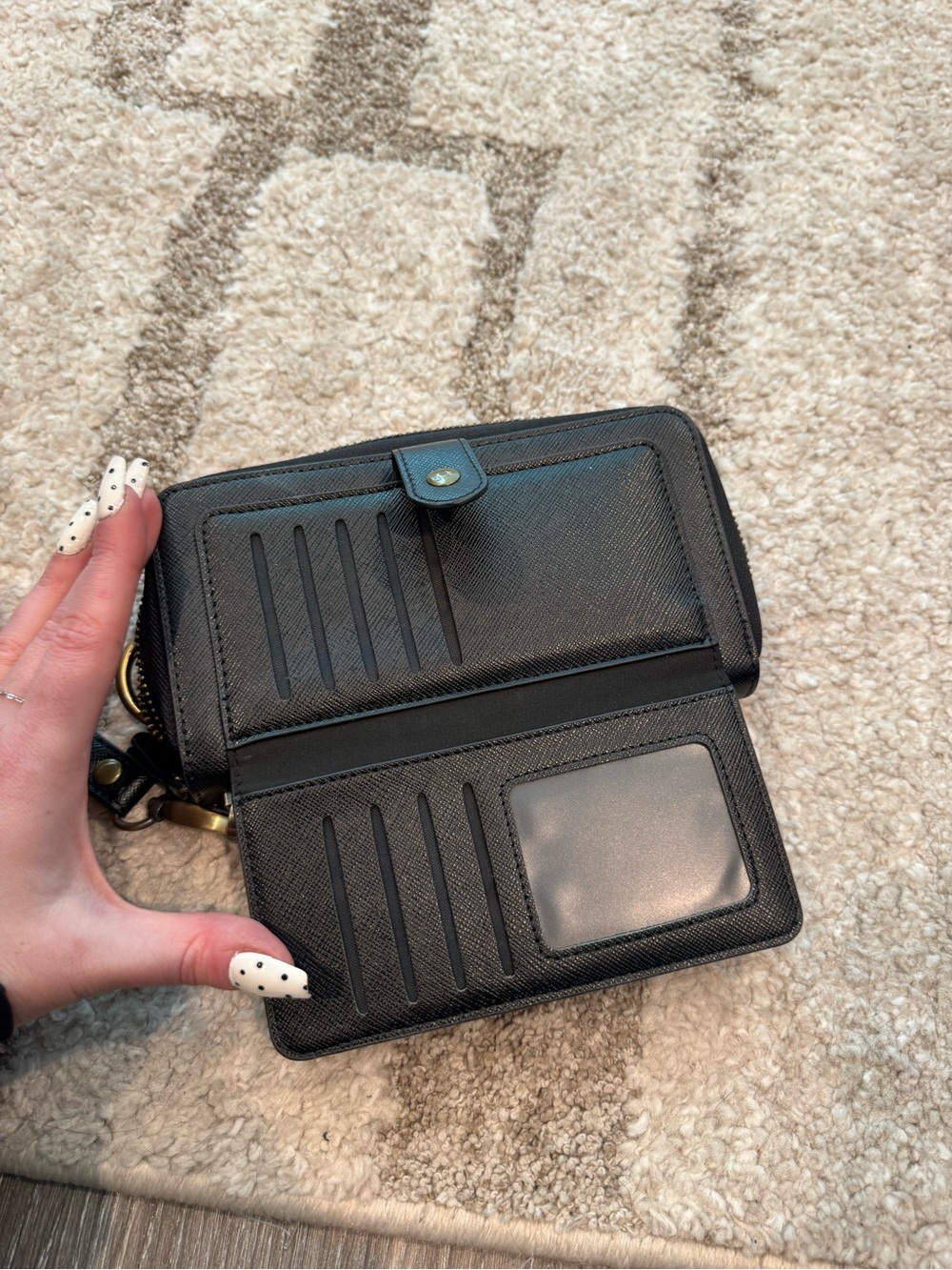 Wallet - Picture 3 of 4